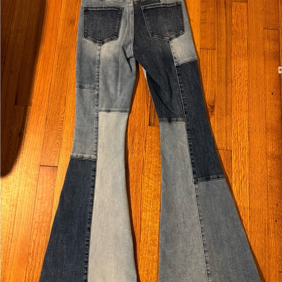 Vervet size 25 Patchwork Flare Jeans - Blue. Worn once! - Picture 2 of 9